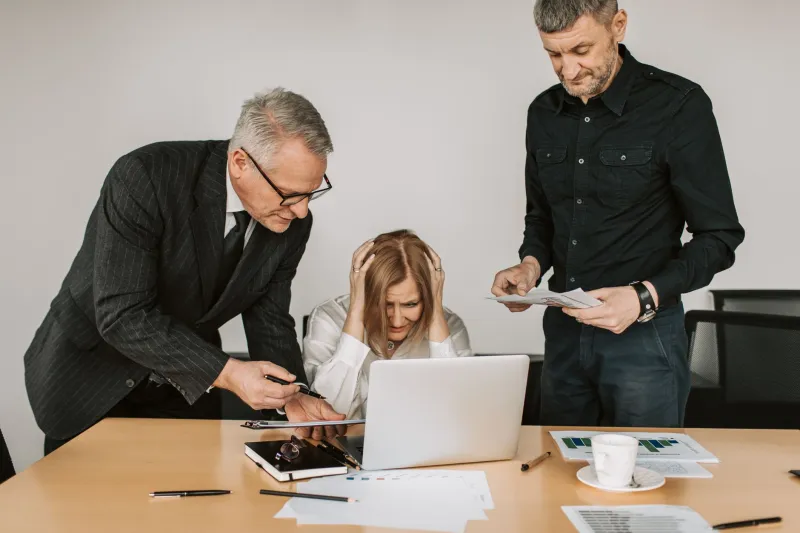 Compliance Without Commitment: How Middle Management Quietly Dismantles Enterprise Transformation